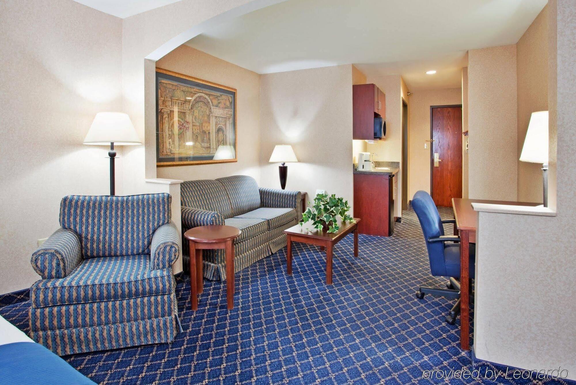 Holiday Inn Express Hotel & Suites Farmington, An Ihg Hotel Ngoại thất bức ảnh