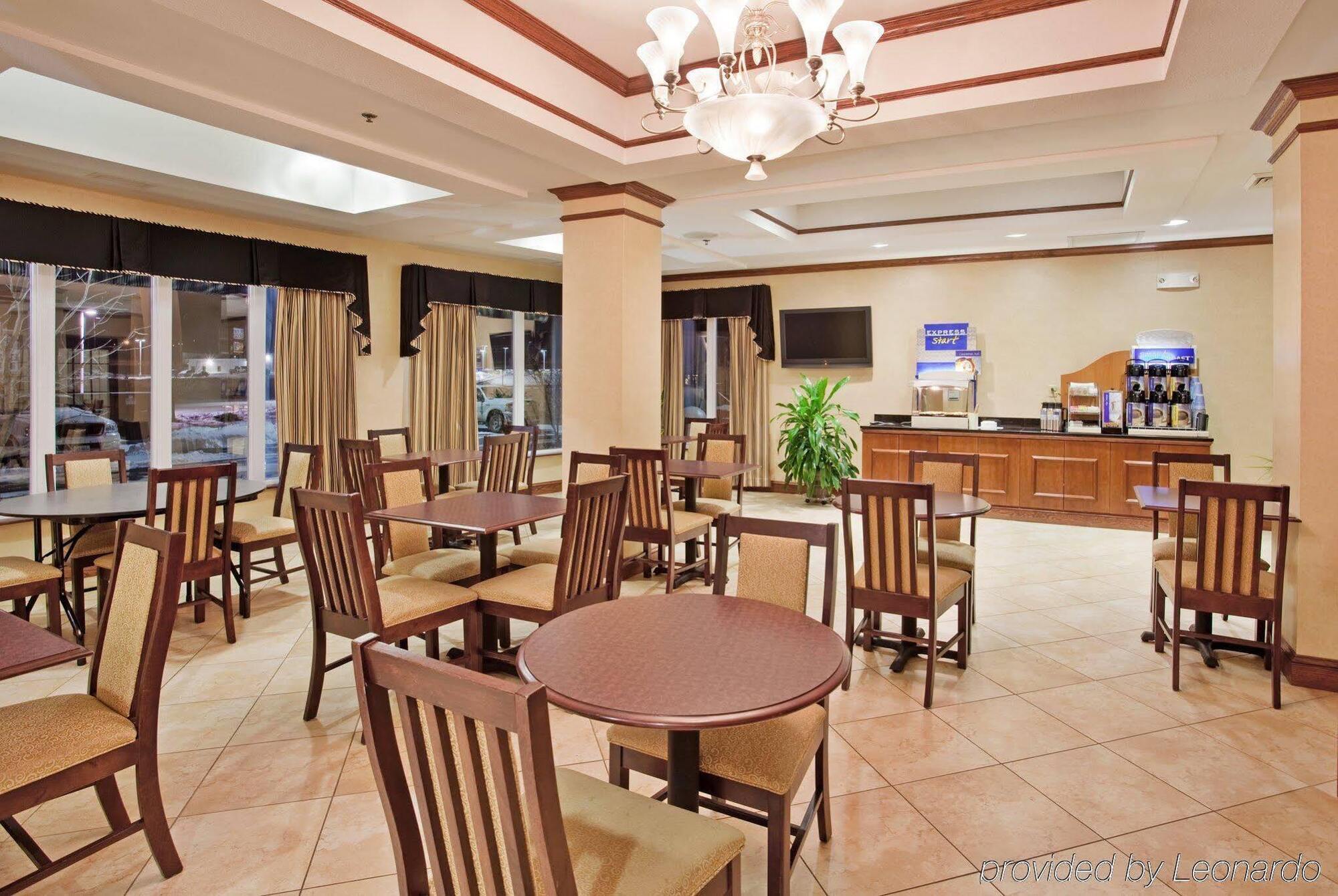 Holiday Inn Express Hotel & Suites Farmington, An Ihg Hotel Ngoại thất bức ảnh